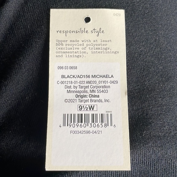 A New Day 9.5W Black strappy heel - Picture 2 of 5